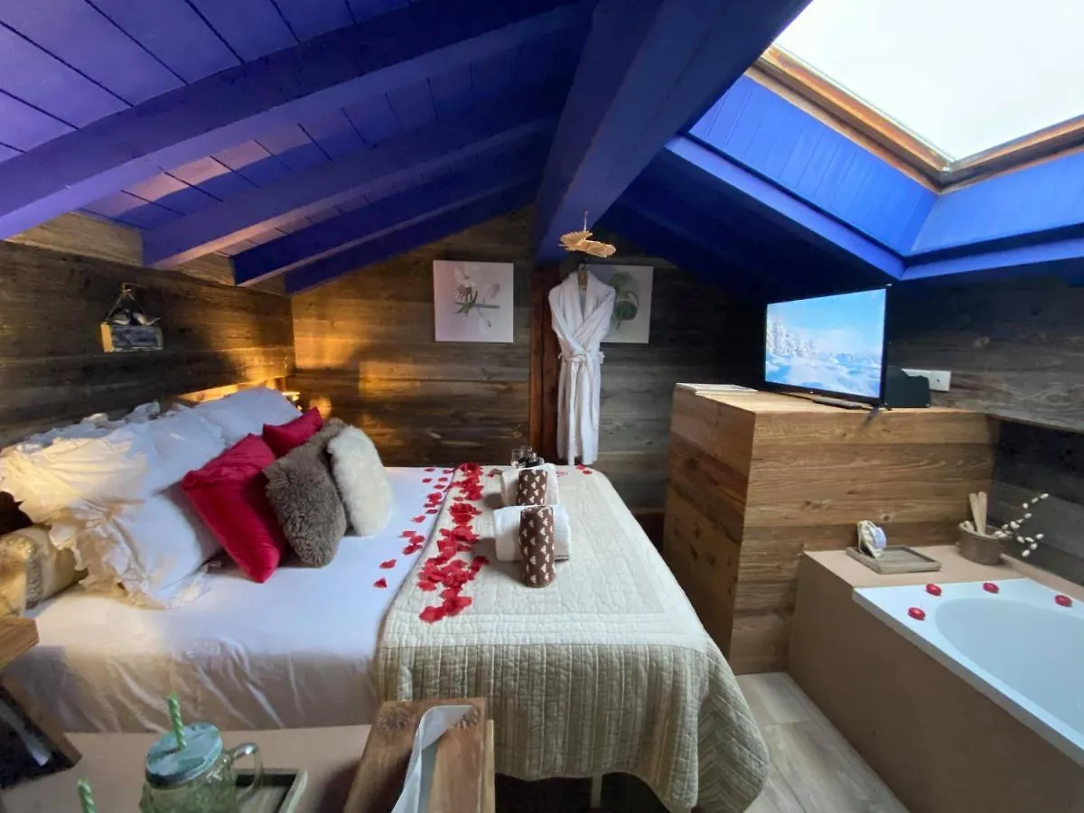 Chalet Micro-Lodge, Le Petit Nid D'Amour Montriond