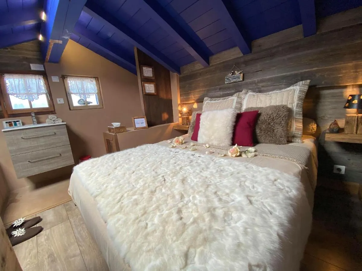 Micro-Lodge, Le Petit Nid D'Amour Montriond Francia