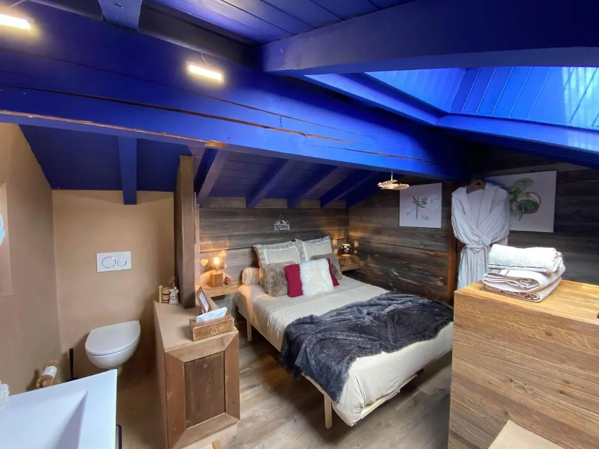 Chalet Micro-Lodge, Le Petit Nid D'Amour Montriond