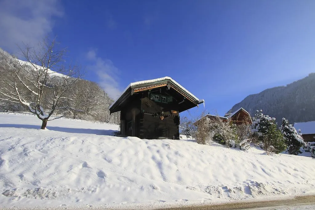 Micro-Lodge, Le Petit Nid D'Amour Montriond