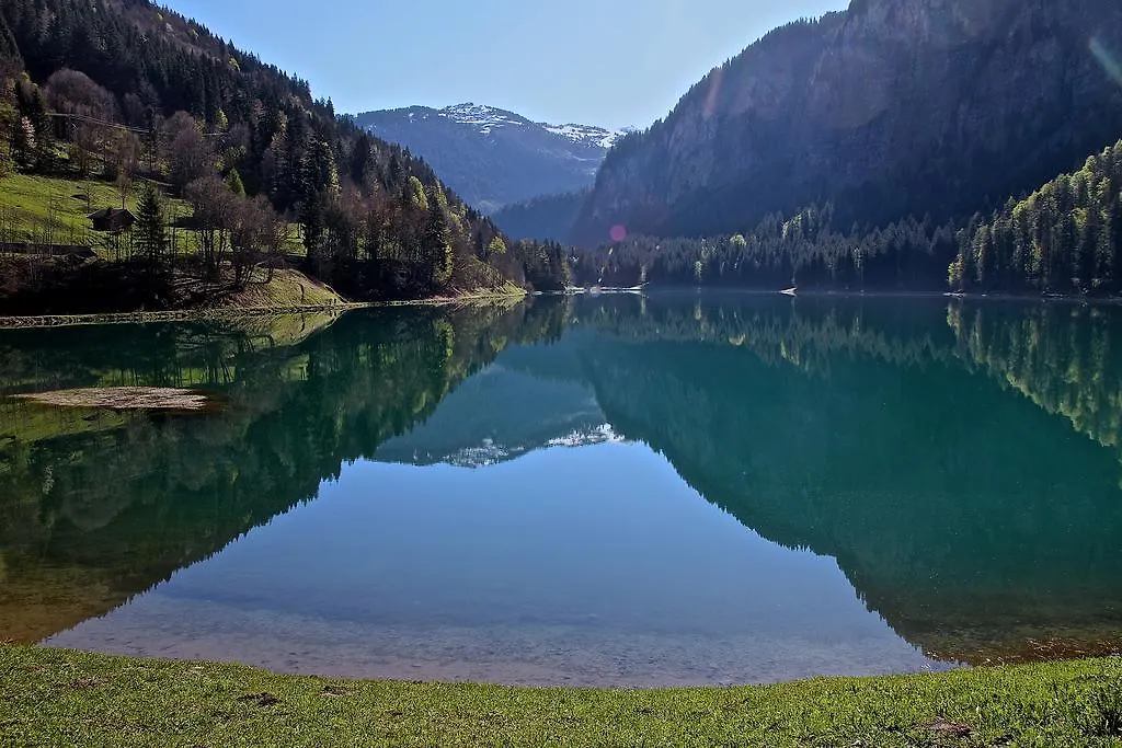 Micro-Lodge, Le Petit Nid D'Amour Montriond 0*,  Francia