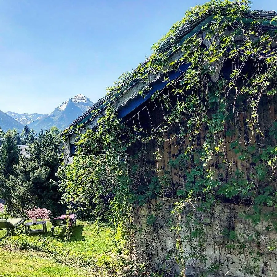 Chalet Micro-Lodge, Le Petit Nid D'Amour Montriond France
