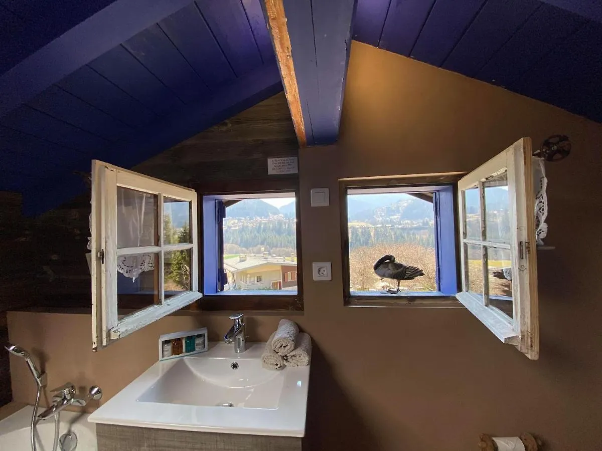 Chalet Micro-Lodge, Le Petit Nid D'Amour Montriond