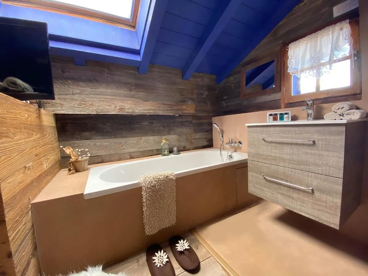 Chalet Micro-Lodge, Le Petit Nid D'Amour Montriond