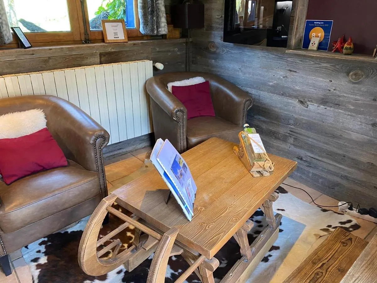 Micro-Lodge, Le Petit Nid D'Amour Montriond