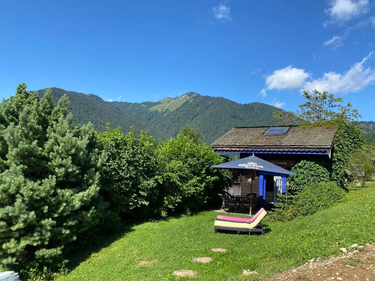 Micro-Lodge, Le Petit Nid D'Amour Montriond 0*,