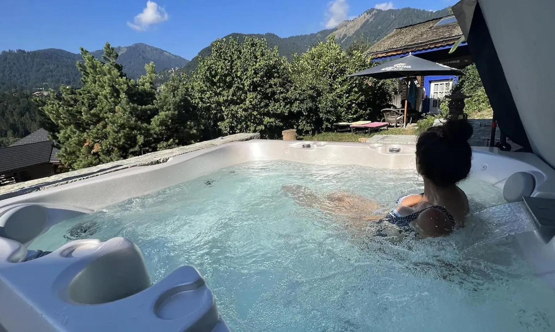 Micro-Lodge, Le Petit Nid D'Amour Montriond 0*,