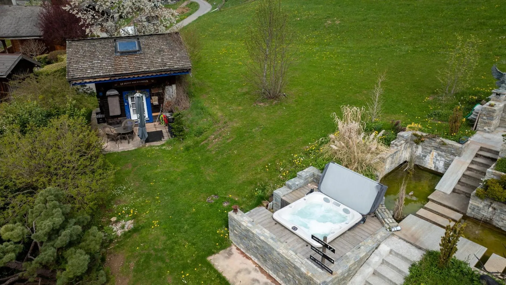 Micro-Lodge, Le Petit Nid D'Amour Montriond